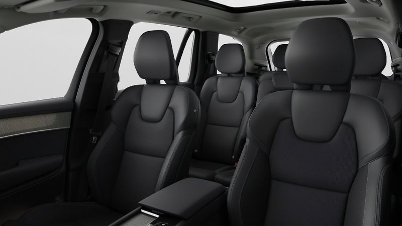 Volvo XC90 (2026) BRIGHT B5 PLUS, vzduch.odpr. - fotka 7 z 9