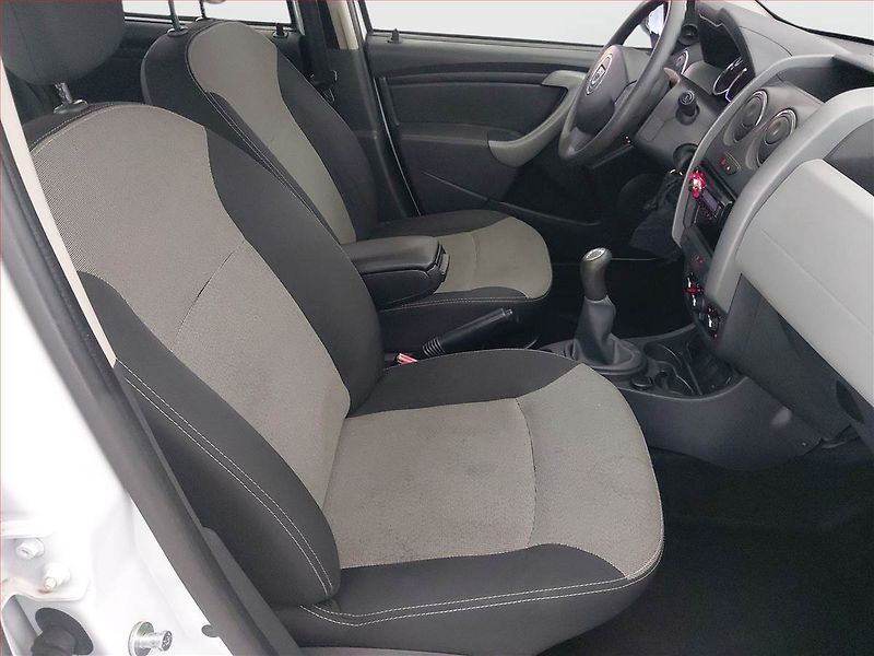 Dacia Duster (2014) 1.6 16V, Serv.kniha - fotka 9 z 15
