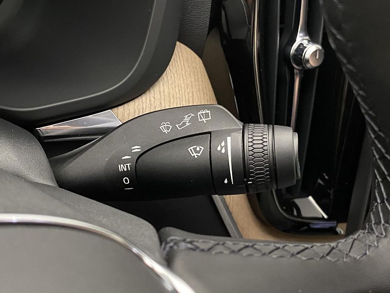 Volvo XC60 (2026) B5 AWD AUT BRIGHT PLUS  - fotka 29 z 67