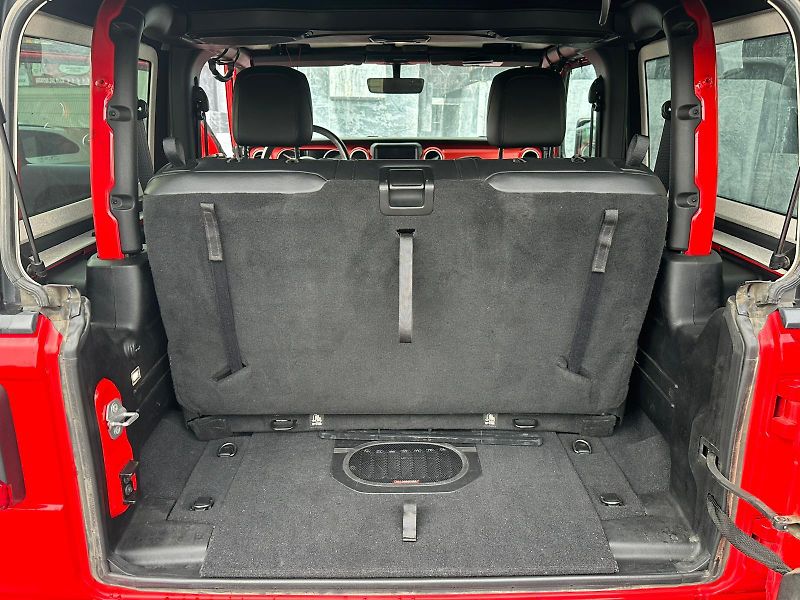 Jeep Wrangler (2018) RUBICON,2.2CRD,147KW,4X4,DPH - fotka 11 z 24