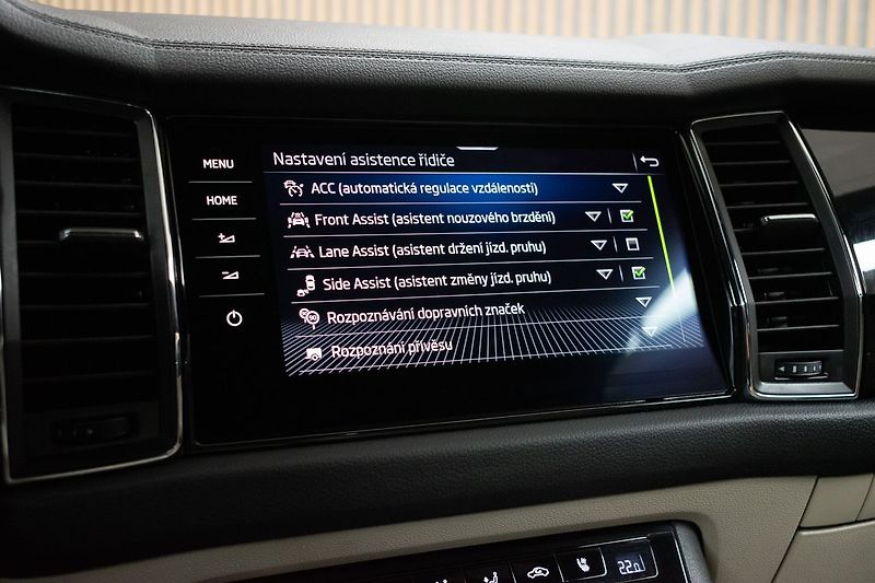 Škoda Kodiaq 2.0TDI 4x4*L&K*TAŽNÉ*DPH*ČR 1M - fotka 36 z 52