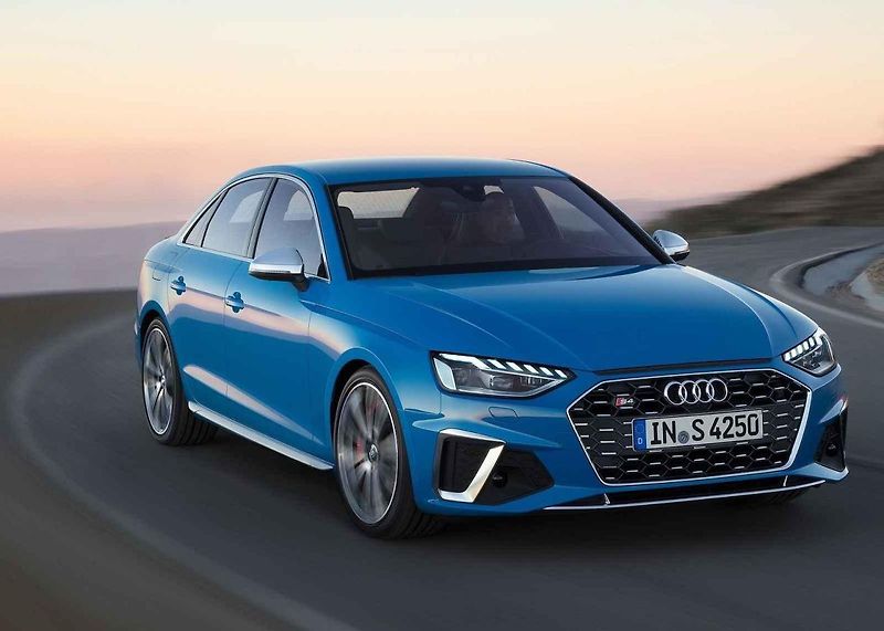 Audi ukázalo i novou verzi S4 Avant s naftovým motorem TDI