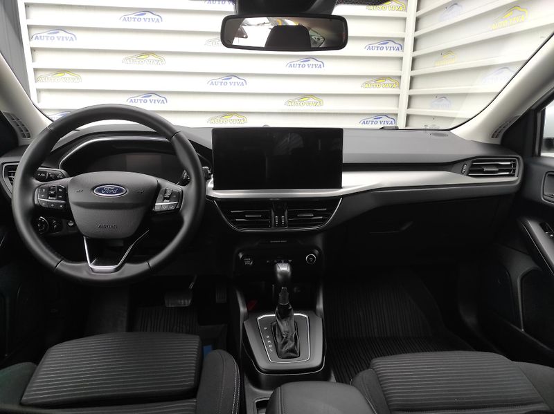 Ford Focus 1.0 EcoBoost mHev 114kw AT - fotka 9 z 44