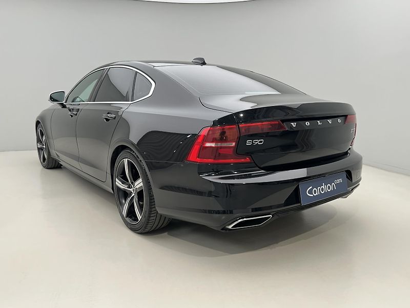 Volvo S90 D5 AWD R-DESIGN AUT - fotka 9 z 41