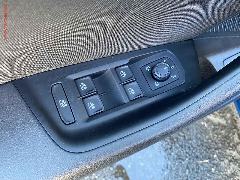 Volkswagen Passat (2021) 2.0TDi, Business, DSG, LED - fotka 11 z 18