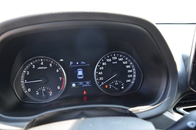 Hyundai i30 - fotka 8 z 16