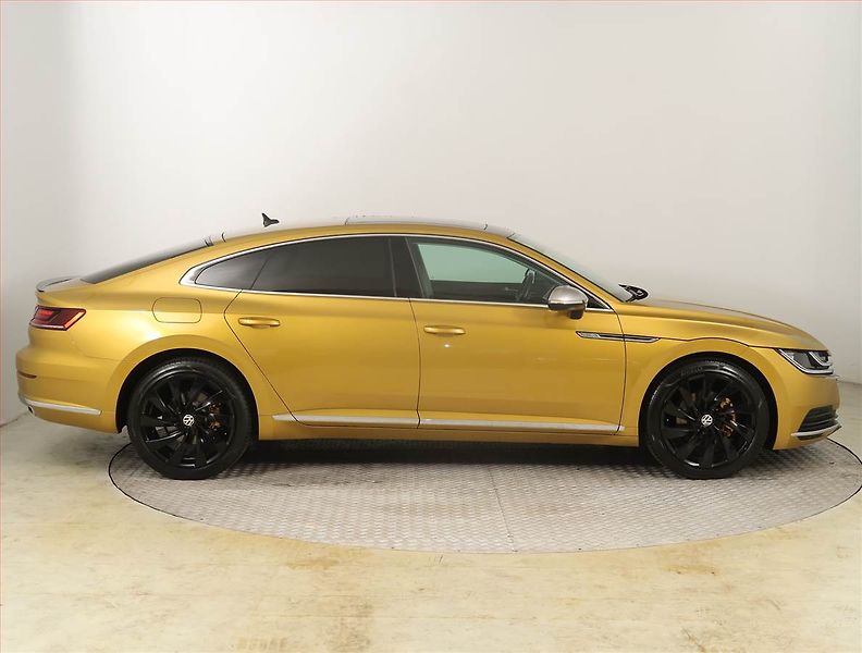 Volkswagen Arteon (2019) Elegance 2.0 TDI - fotka 6 z 22