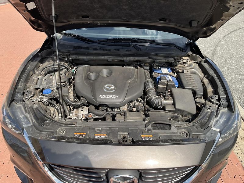 Mazda 6 2.2 D 110 kW ČR - fotka 22 z 28