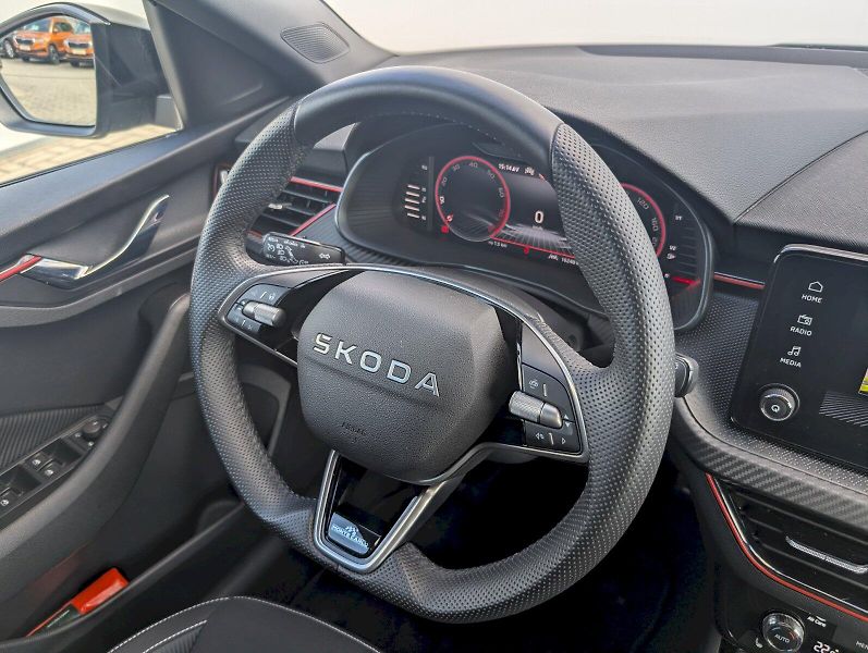 Škoda Scala (2025) 1,5 TSI / 110 kW Monte Carlo - fotka 18 z 30