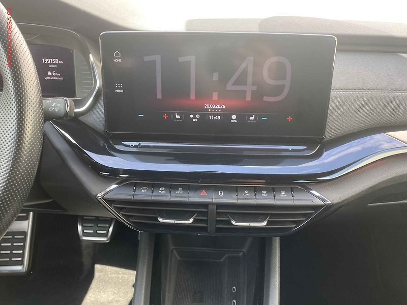 Škoda Octavia (2023) 2.0 TSi 4x4, ČR, SportLine - fotka 12 z 25