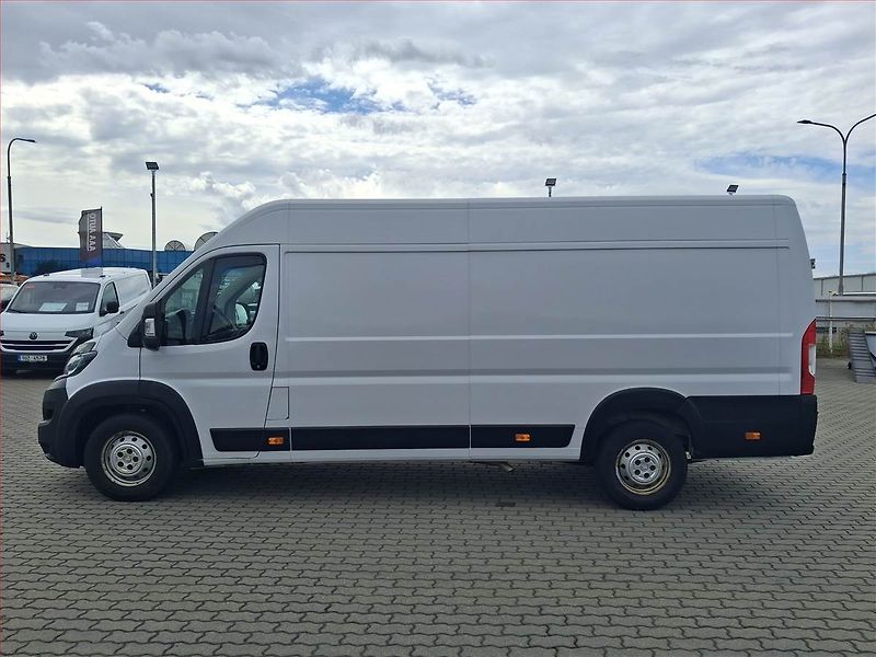 Peugeot Boxer (2023) 2.2 BlueHDi, Maxi, 14m3, 1.0t - fotka 3 z 16