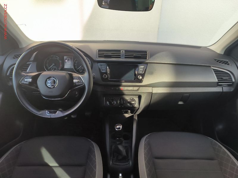 Škoda Fabia (2021) 1.0 TSi, Ambition, park. - fotka 8 z 21