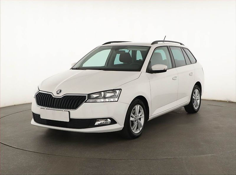 Škoda Fabia (2023) Ambition 1.0 TSI, ČR,1.maj - fotka 2 z 18