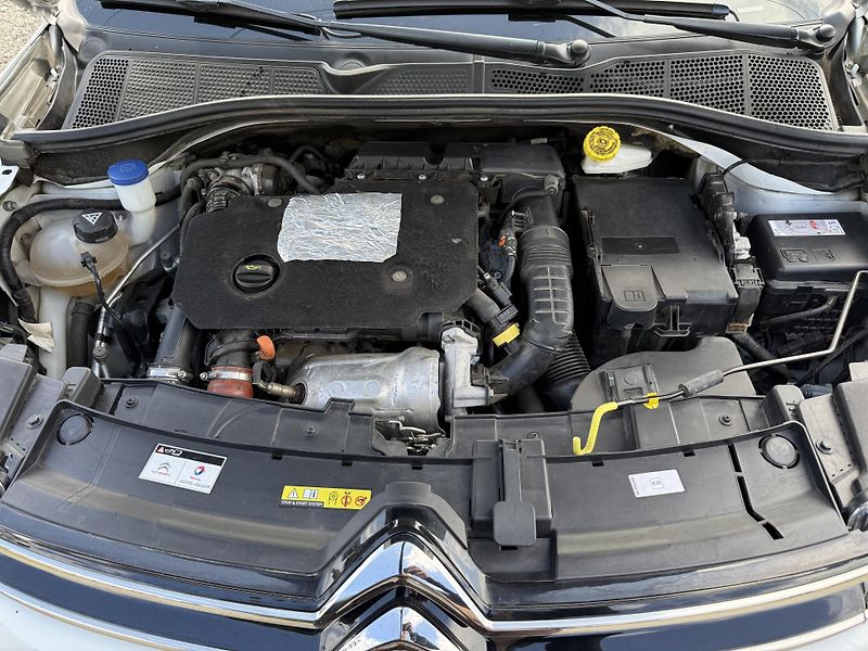 Citroën C4 Cactus 1,5HDI 75 kW - fotka 20 z 20