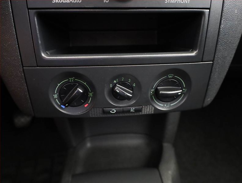 Škoda Fabia (2008) 1.4 16V, Serv.kniha, nová STK - fotka 10 z 14