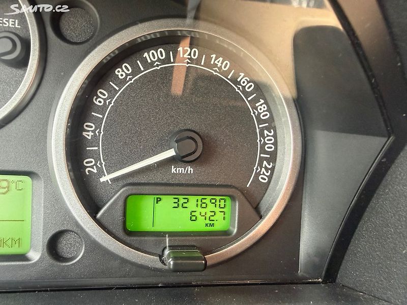 Land Rover Discovery (2006) 2.7 TDV6,140kw Aut. Původ ČR - fotka 18 z 22