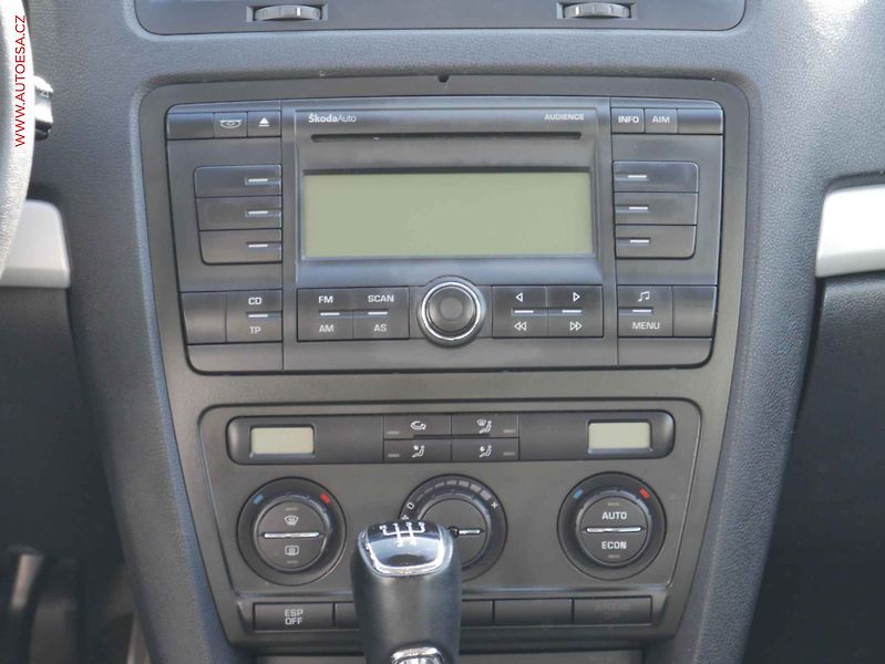 Škoda Octavia (2005) 1.9 TDI, AC, temp - fotka 11 z 16