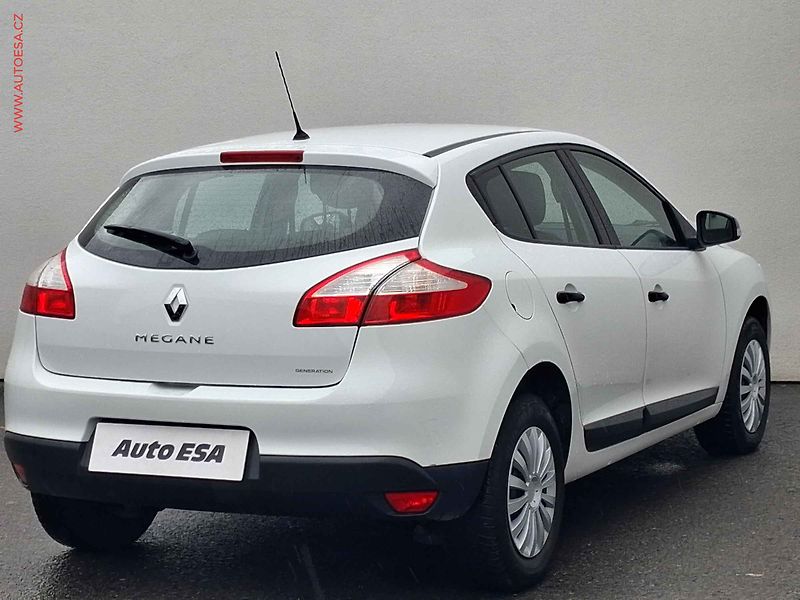 Renault Mégane (2011) 1.6i, 1.maj,ČR, AC, temp - fotka 4 z 16