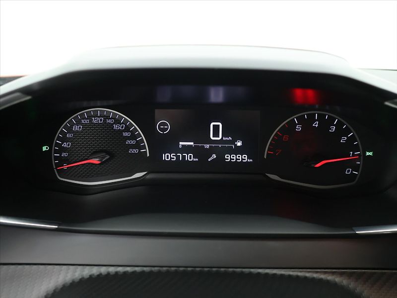 Peugeot 2008 1,2 PT 100k CZ Active 1Maj DPH - fotka 13 z 24