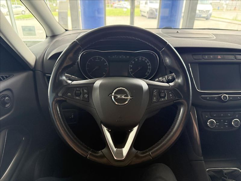 Opel Zafira 1,4   103kW,SERVISKA,2.MAJ,7MÍ - fotka 13 z 26