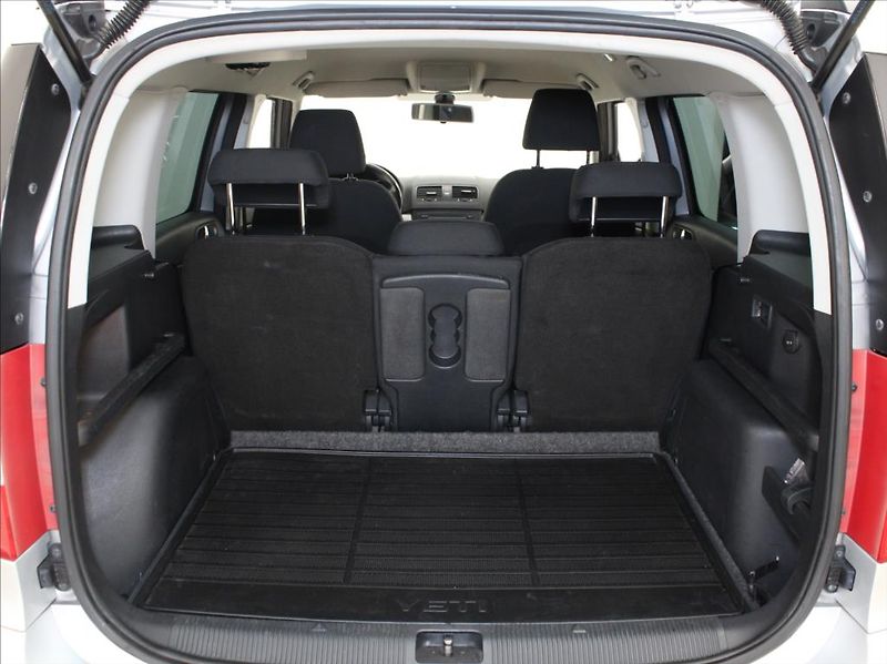 Škoda Yeti 2,0 TDi 81kW MT STK 2028 - fotka 20 z 21