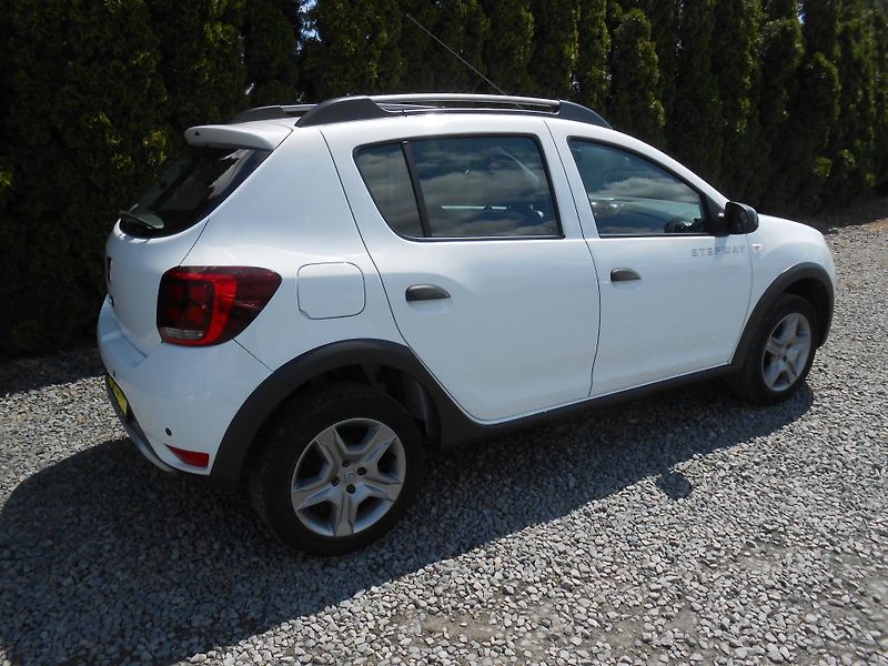 Dacia Sandero STEPWAY,NAVI,KAMERA,LED! - fotka 6 z 44
