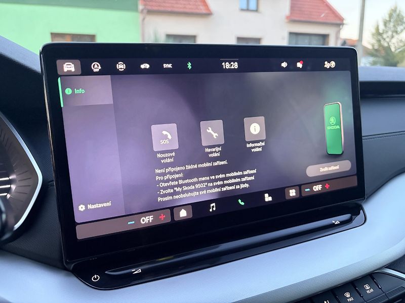 Škoda Octavia 2.0TDI 110KW DSG LED VIRTUAL - fotka 31 z 53