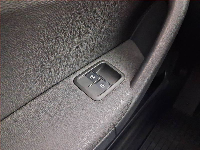 Škoda Yeti (2011) 1.2 TSI, Park. senzory - fotka 14 z 15