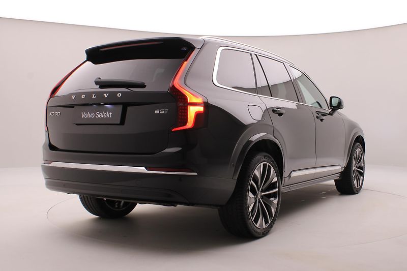 Volvo XC90 B5 AWD BRIGHT PLUS AUT CZ 7m - fotka 13 z 58