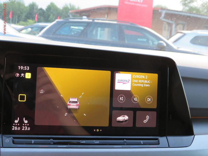 Volkswagen Golf (2020) 2.0 TDi, ČR, Life - fotka 29 z 44