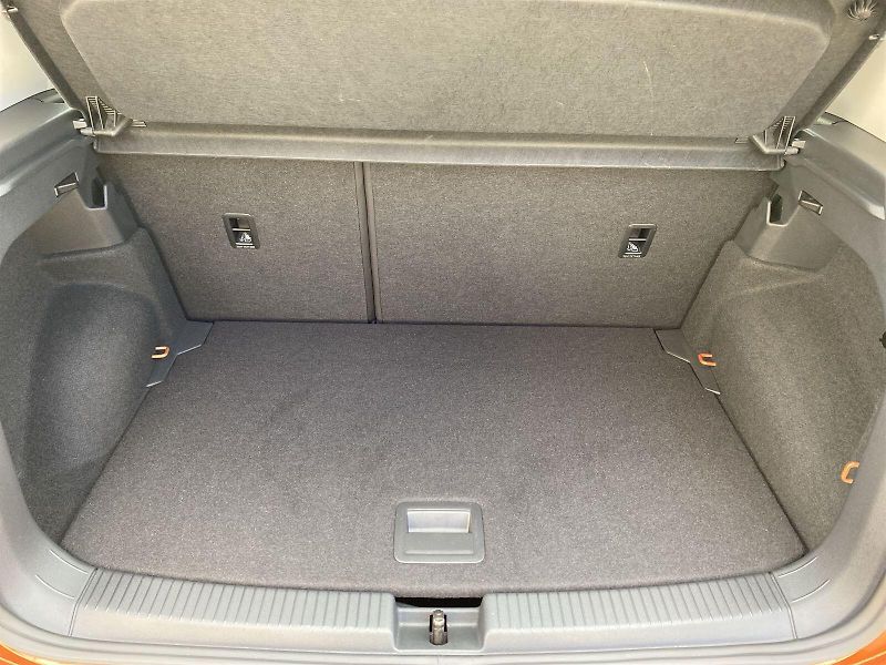 Volkswagen T-Cross (2022) 1.0 TSI Style - fotka 24 z 29