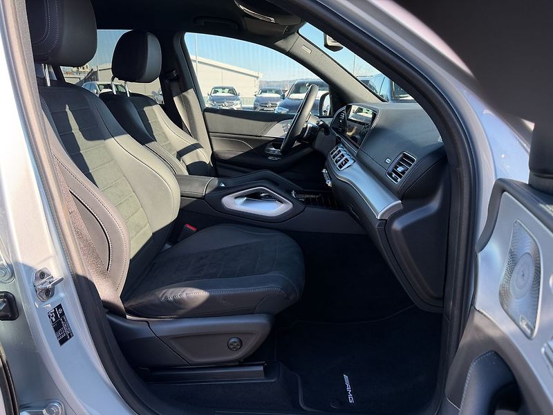 Mercedes-Benz GLE 450d 4MATIC AMG Line - fotka 10 z 33