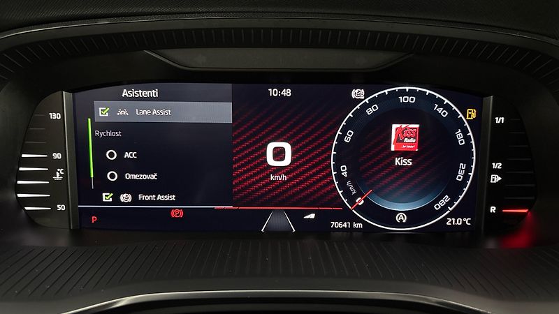 Škoda Octavia 2.0 TSI DSG RS Combi - fotka 10 z 26