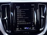 Volvo XC60 B4 AWD (nafta) // REZERVACE - náhled 35