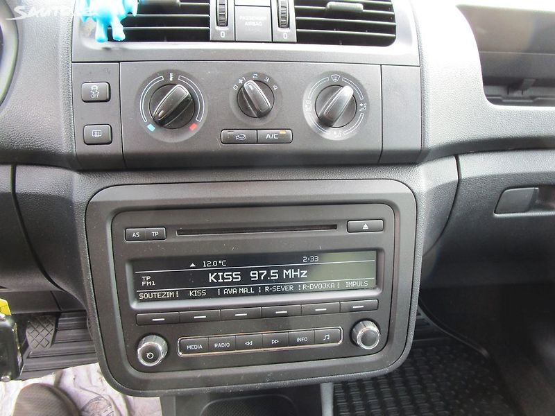 Škoda Fabia 1,2 - 44KW - NOVÁ STK+OLEJ - fotka 16 z 21