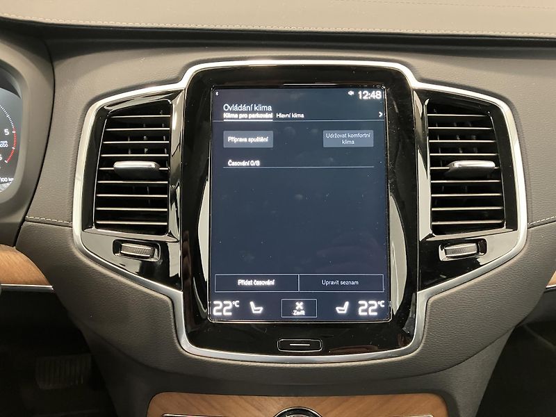Volvo XC90 B5 AWD INSCRIPTION AT8, ČR - fotka 42 z 49
