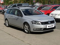 Volkswagen Passat (2013) 1.6TDi, AC, výhřev sed - fotografie inzerátu