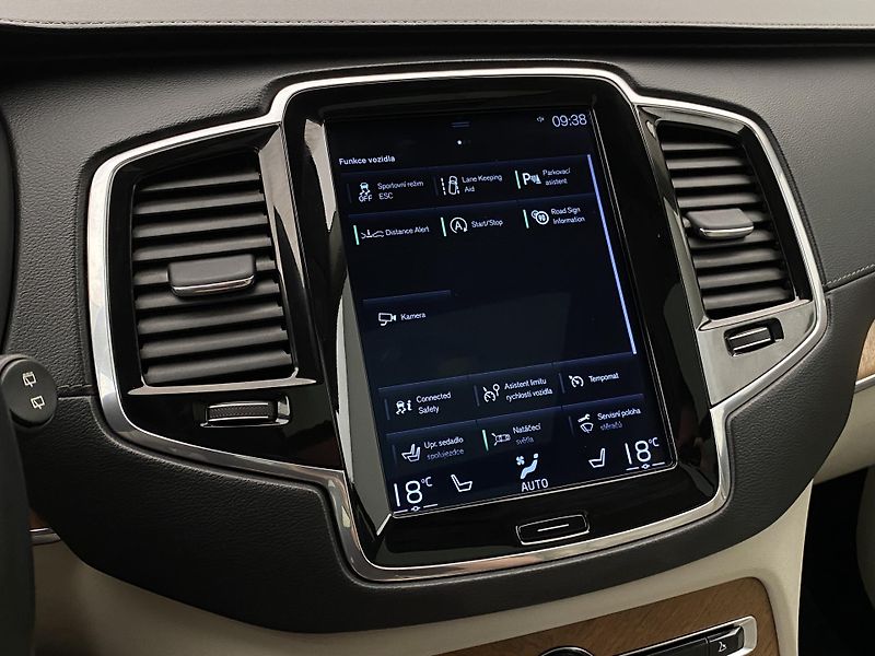 Volvo XC90 D5 AWD INSCRIPTION REZERVACE - fotka 42 z 54