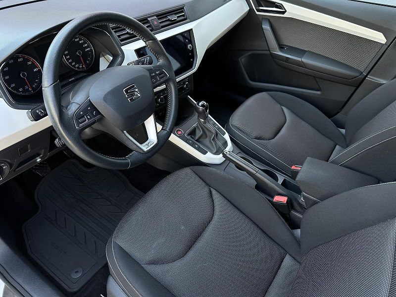 Seat Arona Color Concept 1.0TSi Xcellence - fotka 13 z 39