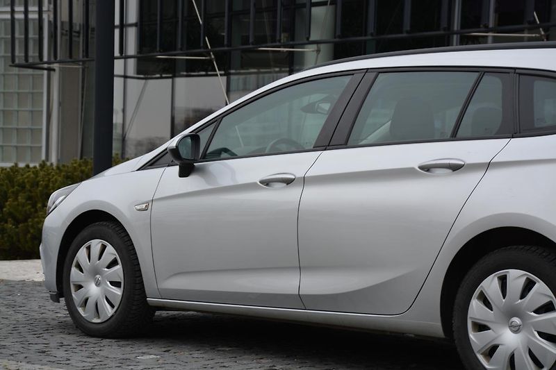 Opel Astra (2018) Combi 1.6 Cdti 81kw Enjoy 1 M - fotka 6 z 14