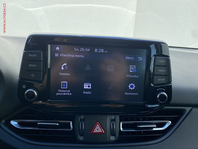 Hyundai i30 (2023) 1.5 T-GDi, ČR, Smart, TZ - fotka 17 z 18