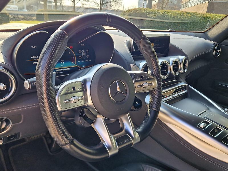 Mercedes-Benz AMG GT (2021) 4.0 /390kW - fotka 8 z 31