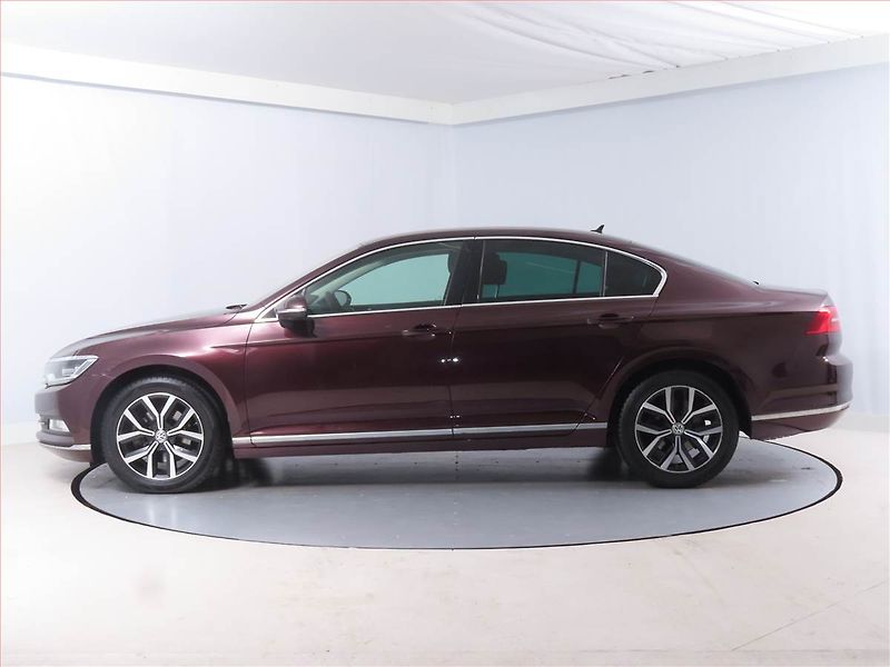 Volkswagen Passat (2017) Comfortline 2.0 TDI, Kůže - fotka 3 z 14