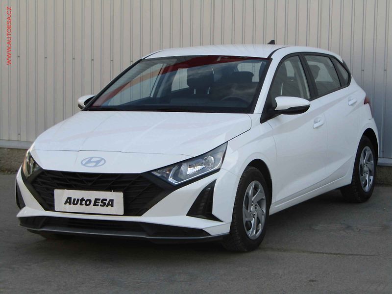 Hyundai i20 (2024) 1.2i, 1.maj,ČR, STK2/28 - fotka 3 z 22