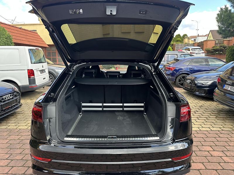 Audi Q8 (2025) 50TDi,HEAD-UP,PANORAMA, KARBON - fotka 27 z 39