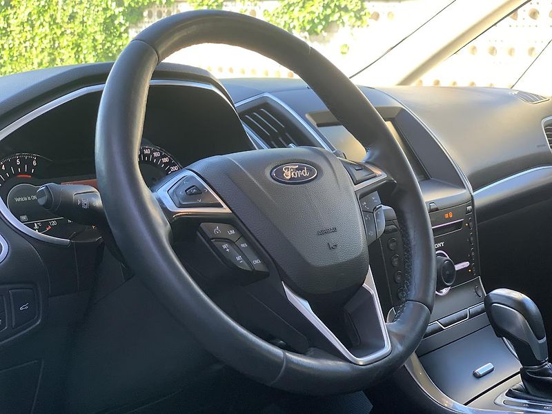 Ford Galaxy 2.0TDCi AUTOMAT  7MÍST  TAŽNÉ - fotka 17 z 54
