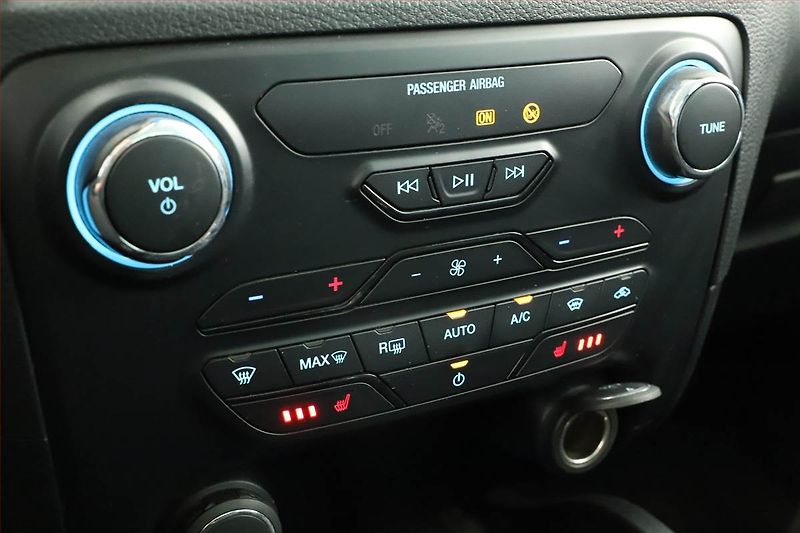 Ford Ranger (2023) Limited 2.0 EcoBlue 4x4 - fotka 13 z 16