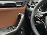 Škoda Superb 2,0 TDI DSG Combi L&K DCC+ACC - náhled 13