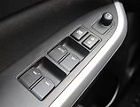 Suzuki Vitara (2016) 1.6 VVT, 4X4, Serv.kniha - náhled 15