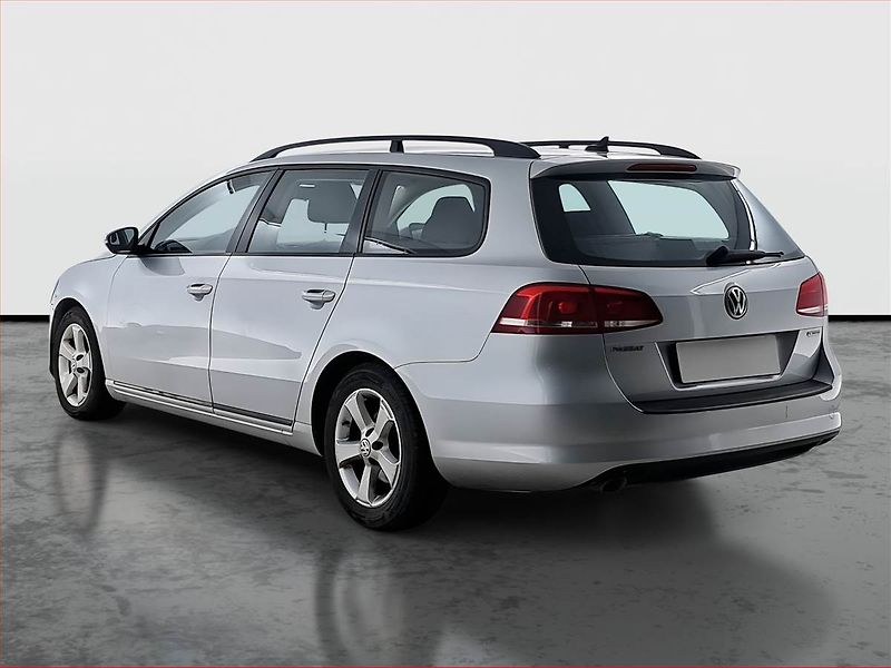 Volkswagen Passat (2015) 1.6 TDI, Tempomat - fotka 4 z 17